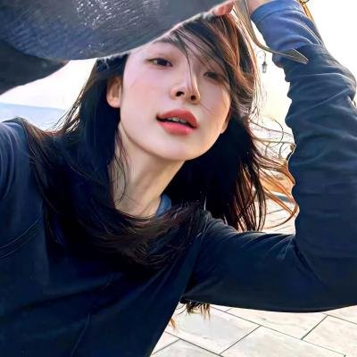 银坛莺燕